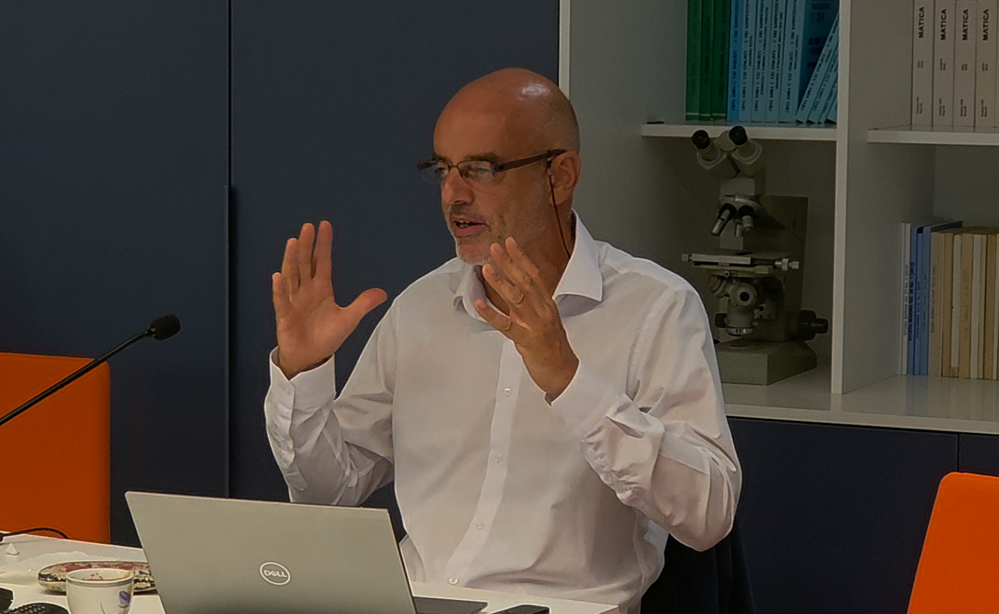 Dr Radoje Laušević speaking on the SKILLS meeting